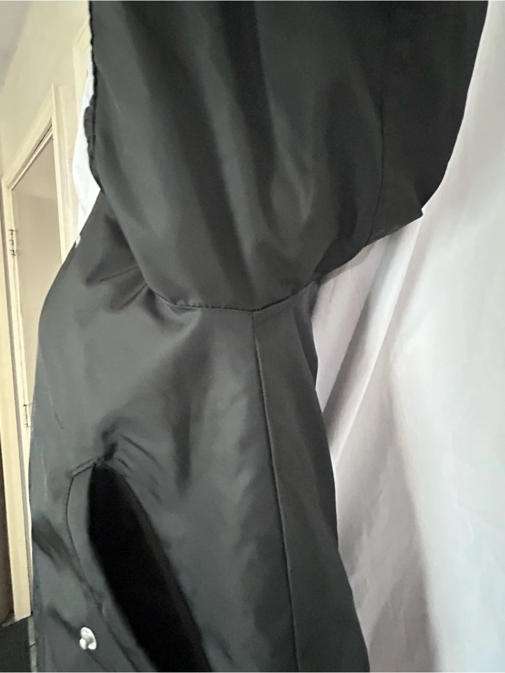Jordan youth Black Bomber Jacket with White Jumpman size M 10/12